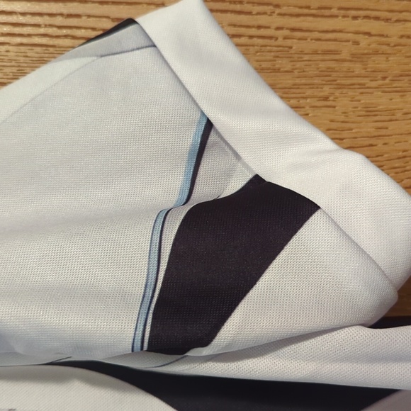 New Without Tags Men's Lightly Designed Polyester Pullover Shirt - Picture 5 of 16